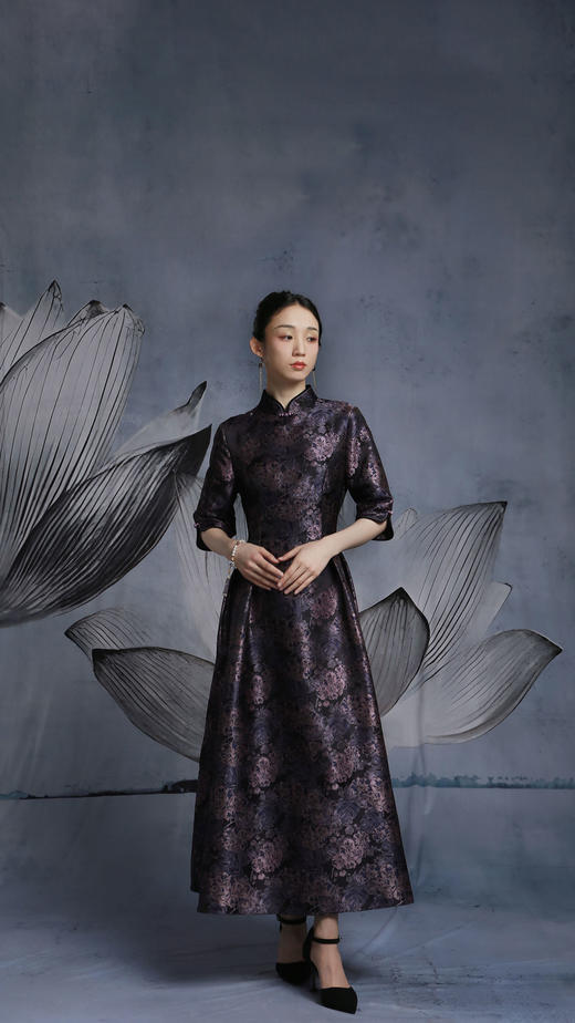 吉祥衣家新中式国风新款高端气质显瘦修身女装红紫斗芳菲连衣裙 商品图0