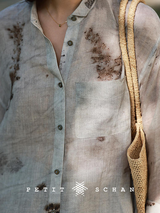 PETIT SCHAN小闪 CLO#775 the confession of eucalyptus 尤加利的告白 苎麻莱赛尔水墨印花衬衫 商品图1