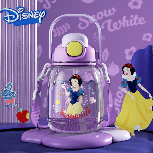 【迪士尼授权！双饮大肚杯】草莓熊双饮大肚杯塑料杯大容量儿童水杯，外观可爱又实用，容量大，可以满足孩子的饮水需求。特别适合在家或者运动时使用，方便携带-QQ 商品图5