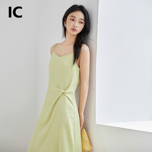 *IC夏季盐系穿搭薄荷绿长裙V领扭结收腰小众吊带连衣裙女新款 商品图1