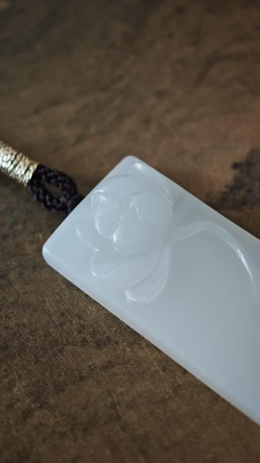 莲莲·和田莲花吊坠【嘉石617】 商品图3