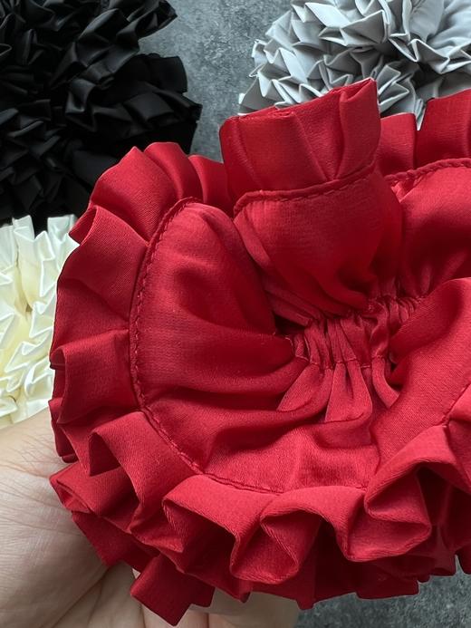 花朵发圈和发夹！bu退bu换~布艺抓夹+缎面褶皱头花大肠发圈~ 商品图2