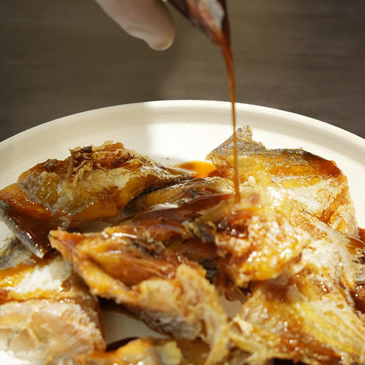 上海熏鲳鱼 精选原料 紧实鲜嫩 名厨调味 甜而不腻 商品图3