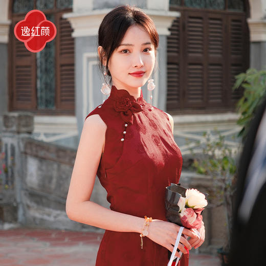 上海逸红颜青青2025年夏季新款提花手工花瓣领新中式旗袍轻礼服女 商品图0