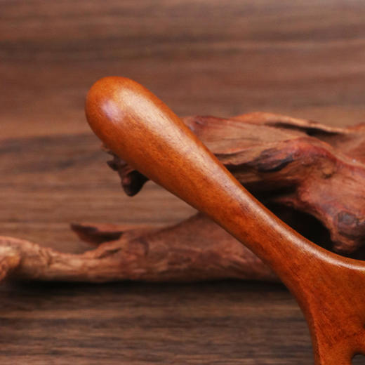 【檀木鹿角按摩梳】鹿角按摩梳小钉耙檀木 挠头皮按摩梳五爪头部经络梳防静电 商品图2