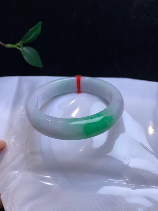 612562，55飘阳绿正圈，版型好，有一截阳绿色，局部带了一点点紫 商品图3