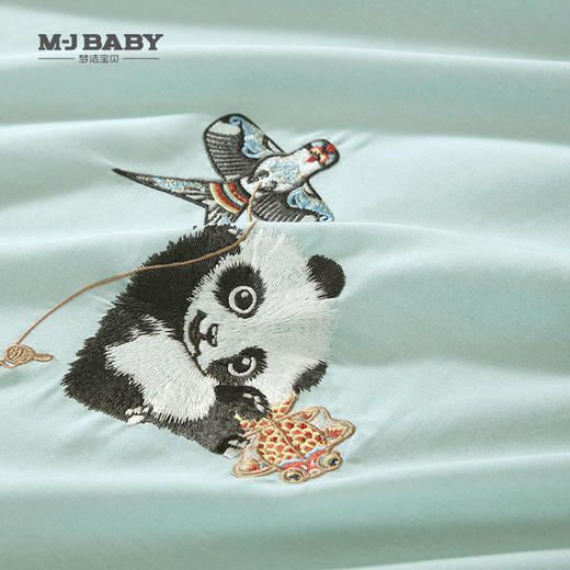 10楼 梦洁宝贝三/ 四件套 天丝棉绣花三/四件套--筝筝日上  吊牌价2299-2899元  活动价1599-1999元 商品图3