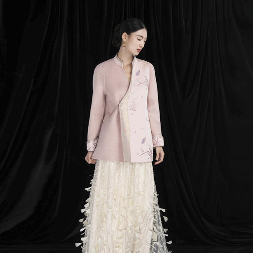 吉祥衣家新中式国风粉色上衣羊毛呢女装轻奢小香风秋兰以为佩外套 商品图2