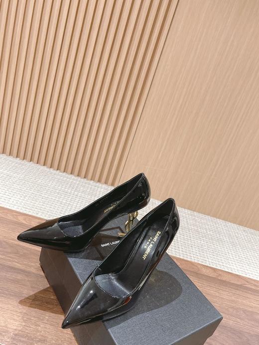 圣罗兰经典系列字母金属跟漆皮高跟鞋（HC） 商品图2
