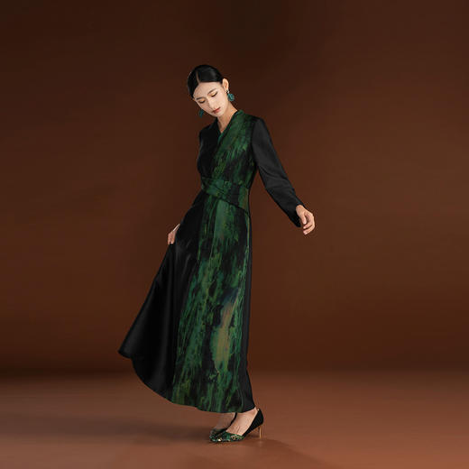 吉祥衣家新中式国风春夏新款桑蚕丝高端气质显瘦女芳洲杜若连衣裙 商品图1