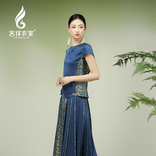 吉祥衣家新中式国风春夏新款高端气质显瘦修身女装晓星沉上衣 商品图2