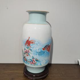 粉彩富贵有余赏瓶