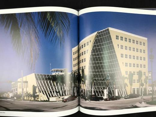 菲利普·约翰逊/艾伦·理奇建筑 数百幅插图 精装16开 商品图6