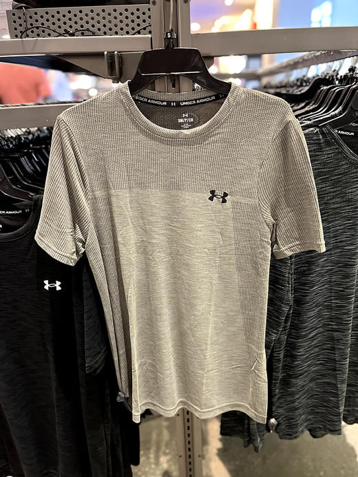 Under Armour/安德玛 男士夏季修身吸湿速干透气短袖T恤 商品图2