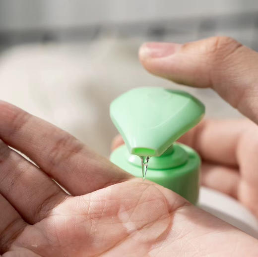 西班牙原装进口！药房都在卖的婴幼儿护肤品牌西班牙国民宝藏品牌怡思丁！宝宝霜、洗护二合一沐浴露国内经销商授权处理！0岁新生儿和婴幼儿都能用！正品保障👊🏻全部入仓现货！！ 商品图6