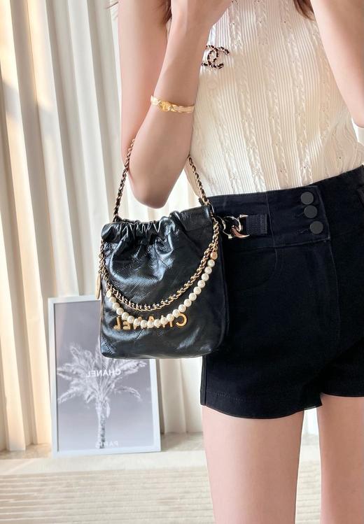 香奈儿23s春夏系列火爆珍珠链条𝖬𝗂𝗇𝗂𝟤𝟤𝖡𝖺𝗀黑色斜挎包（HH） 商品图4