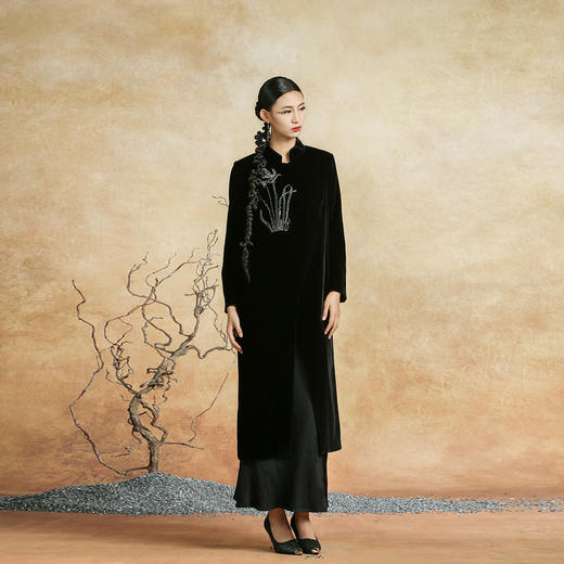 吉祥衣家新中式国风优雅气质设计感显瘦桑蚕丝大衣绮梦绒裳外套 商品图1