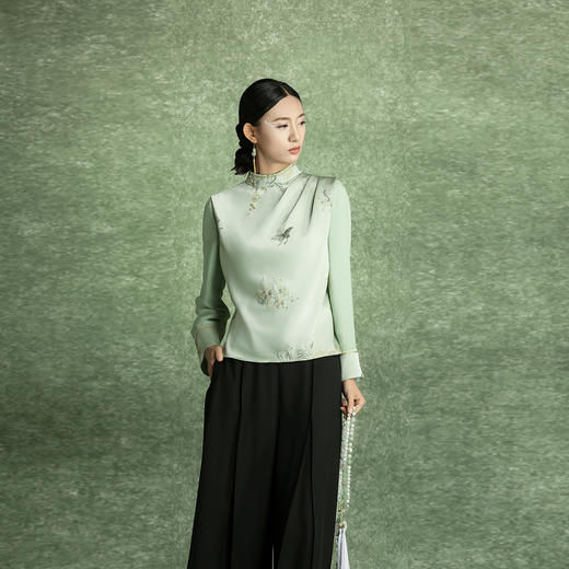 吉祥衣家新中式国风春季新款圆领高端显瘦修身女装露华凝金缕上衣 商品图3