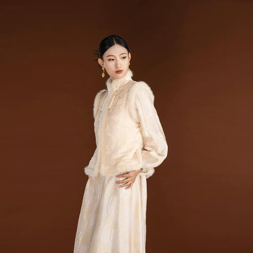 吉祥衣家新中式国风复古软糯保暖高端气质女装上衣举杯邀明月马甲 商品图1