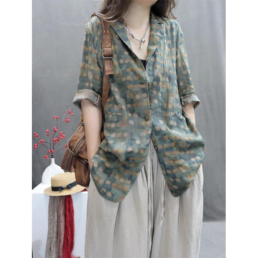 百媚生 苎麻混纺印花复古中袖休闲西服9066 商品图3