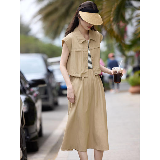 【1件85折】熙世界工装风无袖短外套马甲针织拼接连衣裙两件套装女2025夏新款 商品图3