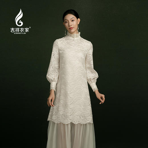 吉祥衣家新中式国风春夏新款高端气质修身女装梨蕊三分白连衣裙 商品图0