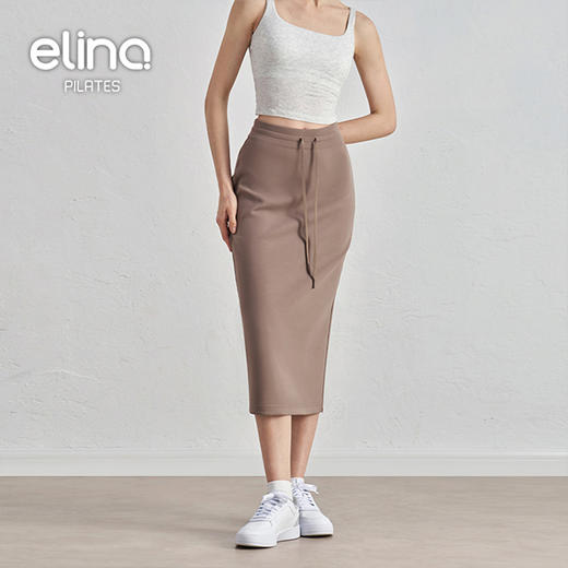 一恋•普拉提 2025春季新款休闲开叉运动裙户外抽绳半身裙EAD52031 商品图5