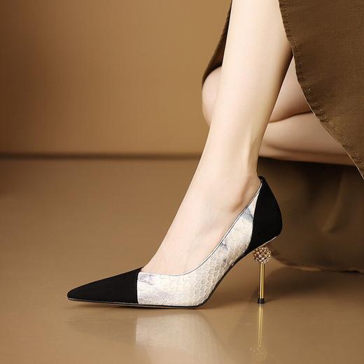 【预售7天】新款真皮气质名媛宴会高跟鞋浅口细跟高级感拼色蟒蛇皮单鞋女CX&361 商品图1