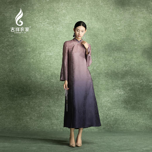 吉祥衣家新中式国风复古桑蚕丝高端气质修身女装炉烟双袖紫连衣裙 商品图2