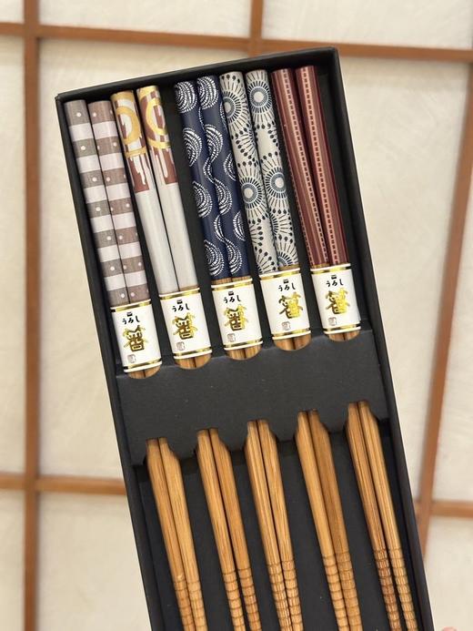 比羽毛还轻盈的筷子「YEEPERCAT 日式筷子亅每一双筷子的末端都有原创的图案❗️🥢出口日本的高品质筷子，精致、轻盈！    ✅ 高级陶瓷釉一擦即净!    ✅ 抗菌 ！防霉 ！耐高温 商品图1