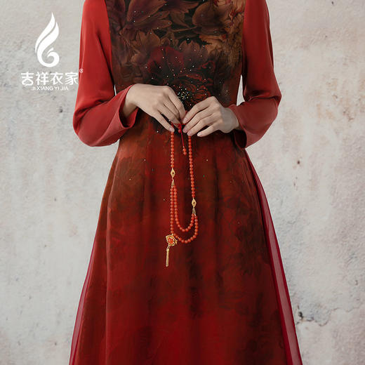 吉祥衣家新中式国风春款红色高端气质显瘦修身女装天香夜染连衣裙 商品图4