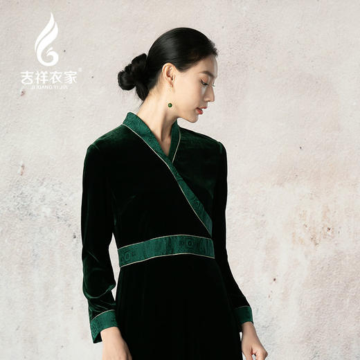 吉祥衣家新中式国风春季新款高端显瘦修身女装春晚绿野秀连衣裙 商品图1