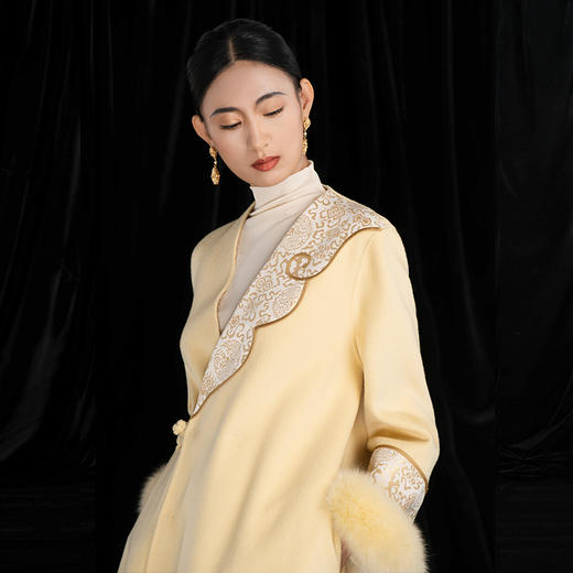 吉祥衣家国风绵羊毛大衣高级感V领气质保暖新中式长款羌芳华外套 商品图4