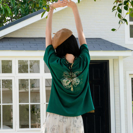 谜底绿色T恤短袖女2025夏季新款后背印花宽松圆领上衣256MT6213 商品图2