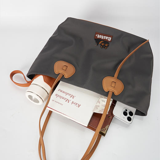 大英博物馆 巴斯特系列 萌猫托特包轻便休闲单肩包 绿色 黑色 米色 商品图3