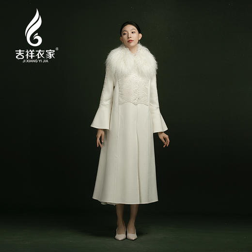 吉祥衣家新中式国风复古滩羊毛高端气质显瘦修身女装回风舞雪大衣 商品图1