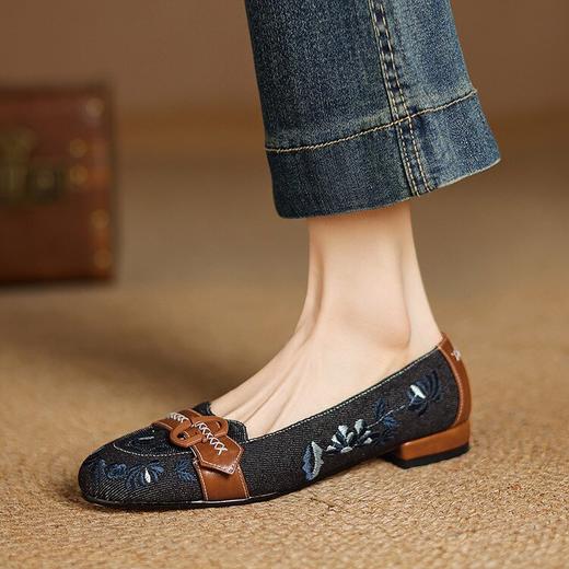 【预售5天】浅口一脚蹬平底鞋，软面四季新款女鞋AMN&TX13-135 商品图0