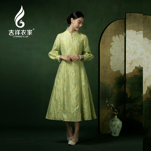 吉祥衣家新中式国风春夏新款高端气质显瘦修身女装荣曜秋菊连衣裙 商品图1