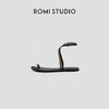 ROMI STUDIO“罗马假日”牛皮拼羊皮套趾平底休闲凉鞋 RW24RP31328 商品缩略图1
