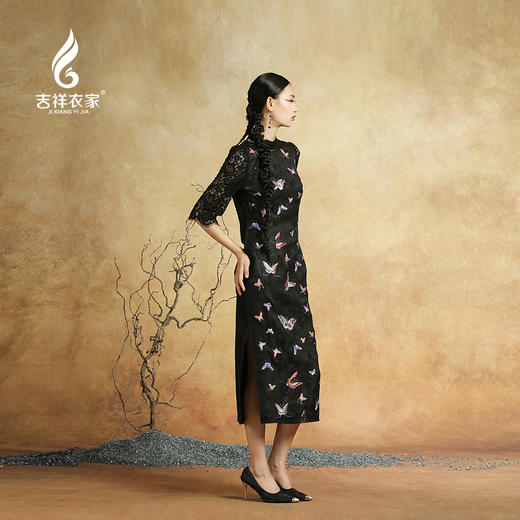 吉祥衣家新中式国风春夏新款高端气质显瘦修身女装百蝶图连衣裙 商品图1