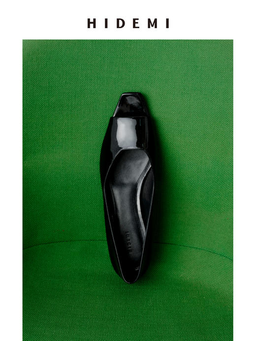 HIDEMI 进口牛漆皮极简设计感鱼嘴镂空露趾小坡跟增高单鞋 白色/黑色 商品图5