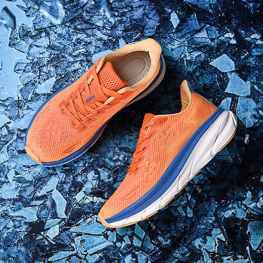 【超模君严选 立体耐磨纹理高能回弹】KAIBA 越野跑鞋 全新柔软MD材质轻量化设计 商品图4