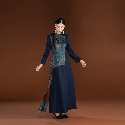 吉祥衣家新中式国风新款春夏季藏青色高端修身女装义皎而朗连衣裙 商品图2
