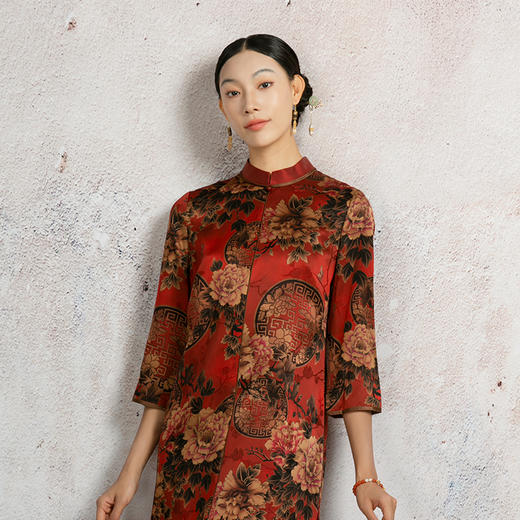 吉祥衣家新中式国风春夏新款高端气质显瘦修身女装红蕊当心连衣裙 商品图3