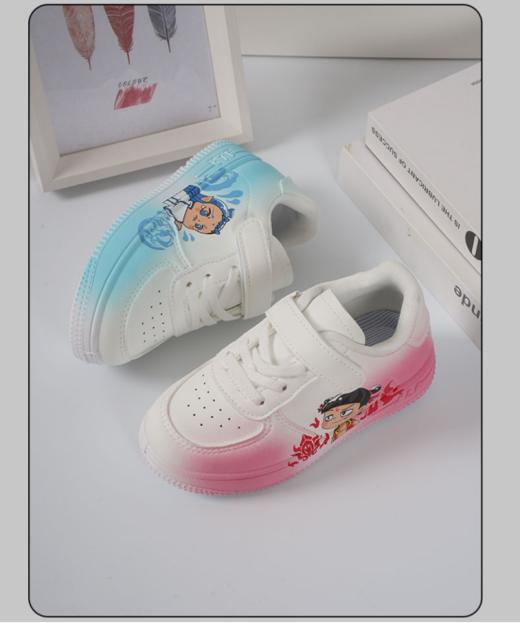 💯【2025四季款儿童高品质哪吒敖丙软底小白鞋】欢乐童年 🌸，岁愿相伴 👏✅除了良好的品质保证， 💥主打潮流设计，打造潮童新时尚，🔥还提供1个月的质保服务，请放心选购。 商品图5