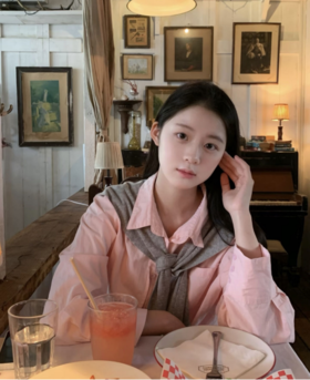 【全国包邮】减龄春日粉衬衫/开叉西装裤裙：妥妥的人间水蜜桃🍑，是春天的感觉没错了🌸棉质面料，自然又富有张力❗️