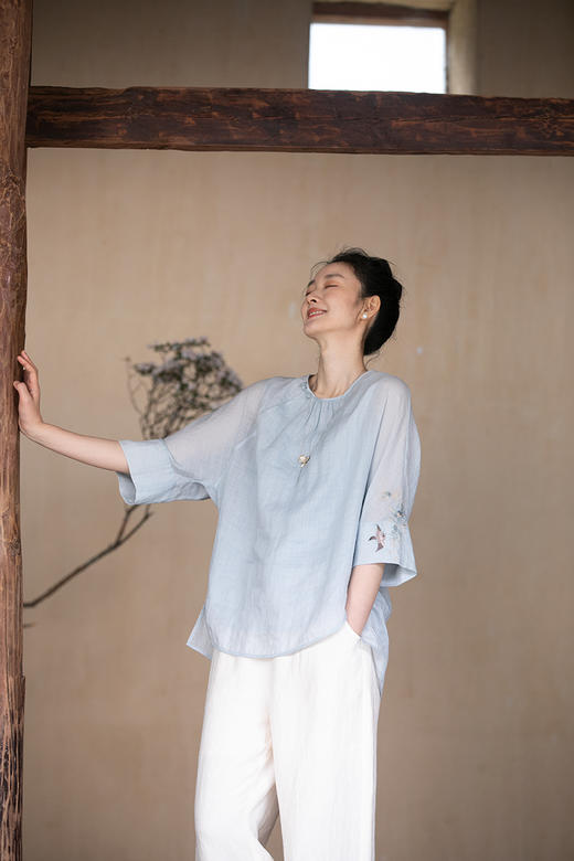牧衣游原创 手工刺绣苎麻套头衫新品轻薄清凉文艺百搭上衣 若沐 商品图5