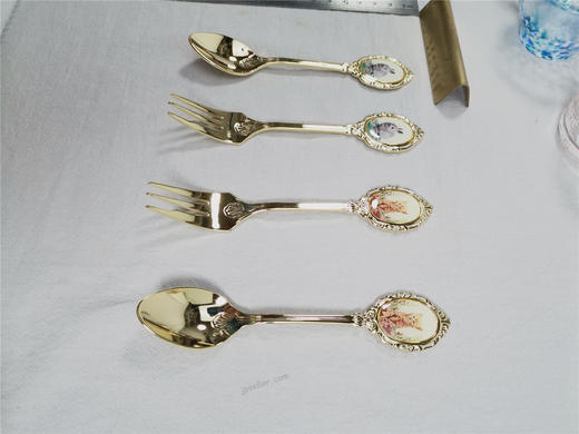 日本进口高桑金属金色猫蛋糕叉子 商品图2