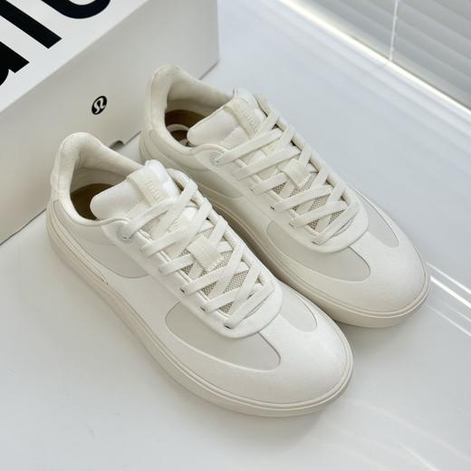 点此购买 lululemon露露乐檬cityverse男女款多功能休闲鞋 98 313958 商品图5