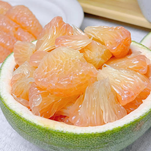 【泰国金柚】  肉质甜美鲜嫩，不酸不涩，果香四溢，“柚”惑难挡！ 商品图0